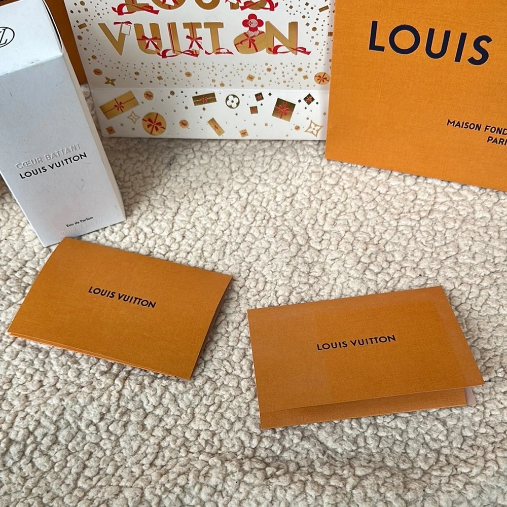 100% authentic Louis Vuitton shopping bags - Picture 5 of 7
